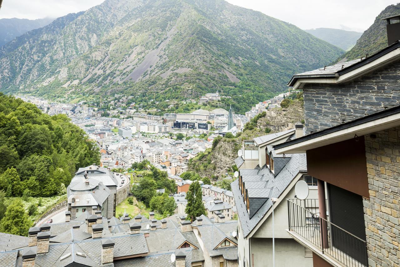 Confort Escaldes Hut 5003 - Hut 7755 Andorra la Vella Exterior photo